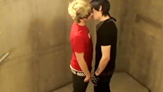 Emo twinks Jaymie and Kevin have hardcore anal sex