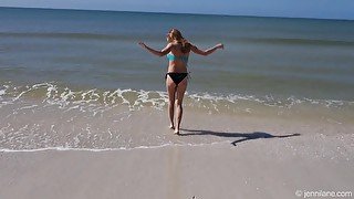 Jenni Lanes Beach Frolic - Sex Movies Featuring Jennilane