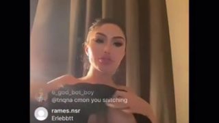 Amberrhoneyy on instalive