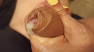 Yellow nails handjob  When I saw her nails I had to have one! Huge cumshot!