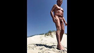 UltimateSlut NUDE BEACH MASTURBATION SLAVE