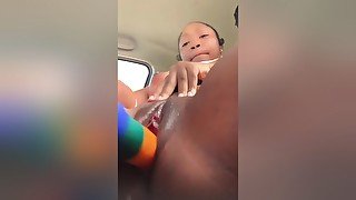 Cute Ebony Babe Pulic In Car Masturbation