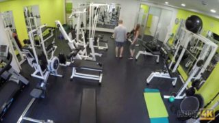 Naive fitness-hase has hard sex