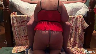 Pawg sucks big white cock and gets creamed on