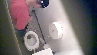 College dude jerks off in the dorm's toilet - my spy cam video