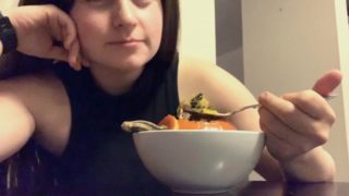 Watch me eat some hot as fuck soup ( SFW Kink Exploration Part 4