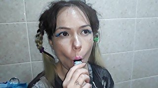 stepdaughter pisses in the toilet