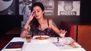 Count the Orgasms in Restaurant