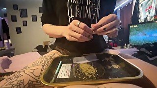 KinkyKushKitty Rolling a joint riding The Ceo's Cock