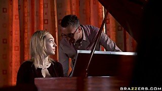 Lily Labeau In : Porking The Piano Professor