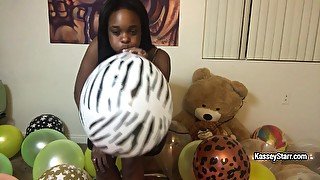 Kasseystarr in Filling The Room With Balloons - FanCentro