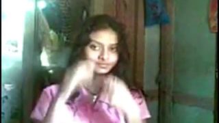 Bangla desi poor girl brishti giving u her pussy for eat it