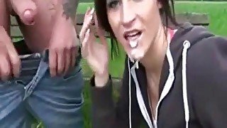 Deutsch Amateur Babe hart gefickt beim Joggen