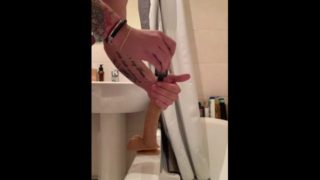 HARD FUCKING IN BATHROOM