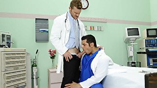 Doctor fucks patient in the ass and fulfills his gay fantasies