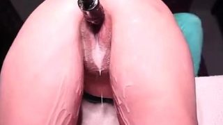 Big ass flower toying fucking and squirting