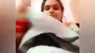 MARRIED BHABHI SHOW TITS ON VIDEO CALL