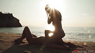 Lilu Moon & Honour May in Sea sand and outdoor sex at sunrise - SexyHub