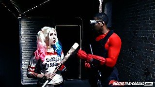 Sexy Harley Queen babe Aria Alexander fucks horny Deadshot