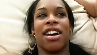Vanessa can't wait for a session of double penetration
