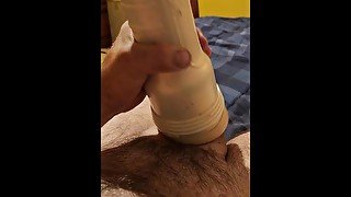 A quick fleshlight fuck to get off!