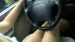 CAR HANDJOB