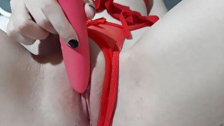 Masturbating and fucking a lot - Pink pussy in real amateur