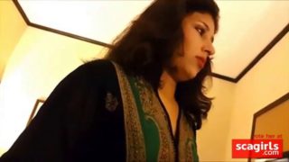 Desi babhi getting ready to fuck