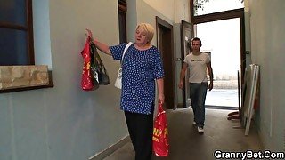 Busty blonde granny pleases guy for help