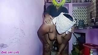 Tamil Girl Having Rough Sex With Gas Cylinder Delivery Man