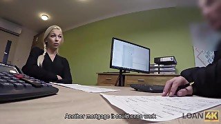 Sex casting is performed in loan office by naughty agent