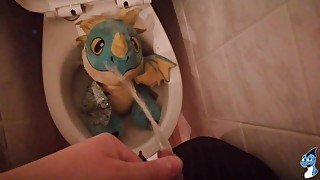 Dragon "Stormfly" Peeing#1