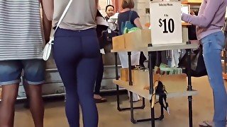 Candid - Sexy tight Blue Lululemon Leggings