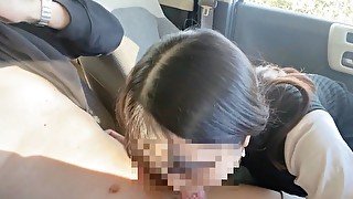 【口内射精】車内フェラで最後の一滴まで搾り取ってくれる女子大生【素人】