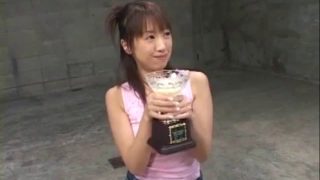 Momo demonstrates she's a champion cumslut