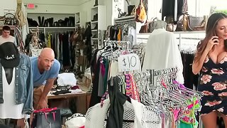 Guy realizes a fantasy about penetrating pornstar in store