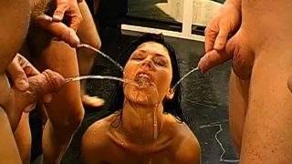 This dirty brunette bitch loves to get herself wet with piss