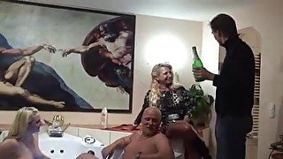 Mature libertines orgy - Geiler Paerchentausch - multiple Orgasmen!