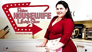 Karla Lane in Retro Housewife Lifestyle Show