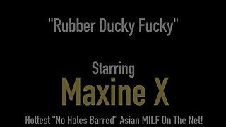 Cambodian Cougar Maxine X, Finger Bangs Her Cunt On Big Duck