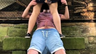 Chubby girlfriend fucked in park