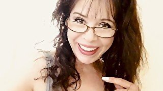 “I’m my 19 year old son’s best friend’s biggest crush!” Roleplay Hot MILF