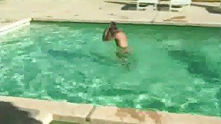 Cock Sucking Muscled Hunks By The Pool