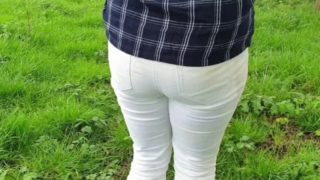 ⭐ White Jeans Peeing compilation. How stained can I make them? )