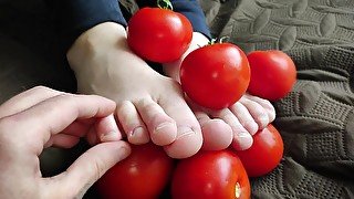 FOOT FETISH! CUTE DIANA EATING A TOMATO!