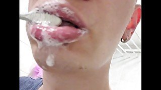 Sissy brushing teeth and spitting. First time fetish so there will be more