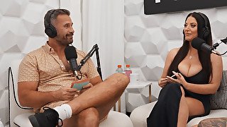 Casual porn podcasts quickly turns into a threesome