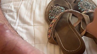 Fucking a smelly used sandal from the front