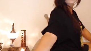 Webcam Girl Drills Her Pussy To Orgasm