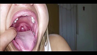 Extremely Juicy self Gagging (Second try)